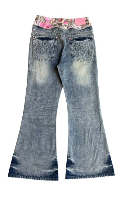 BLUE CUT DENIM